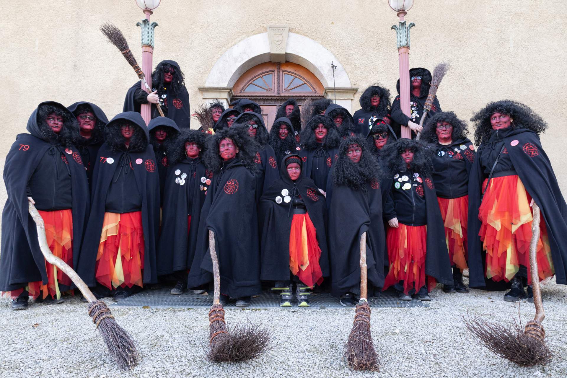 Gruppenbild der Geschminkten